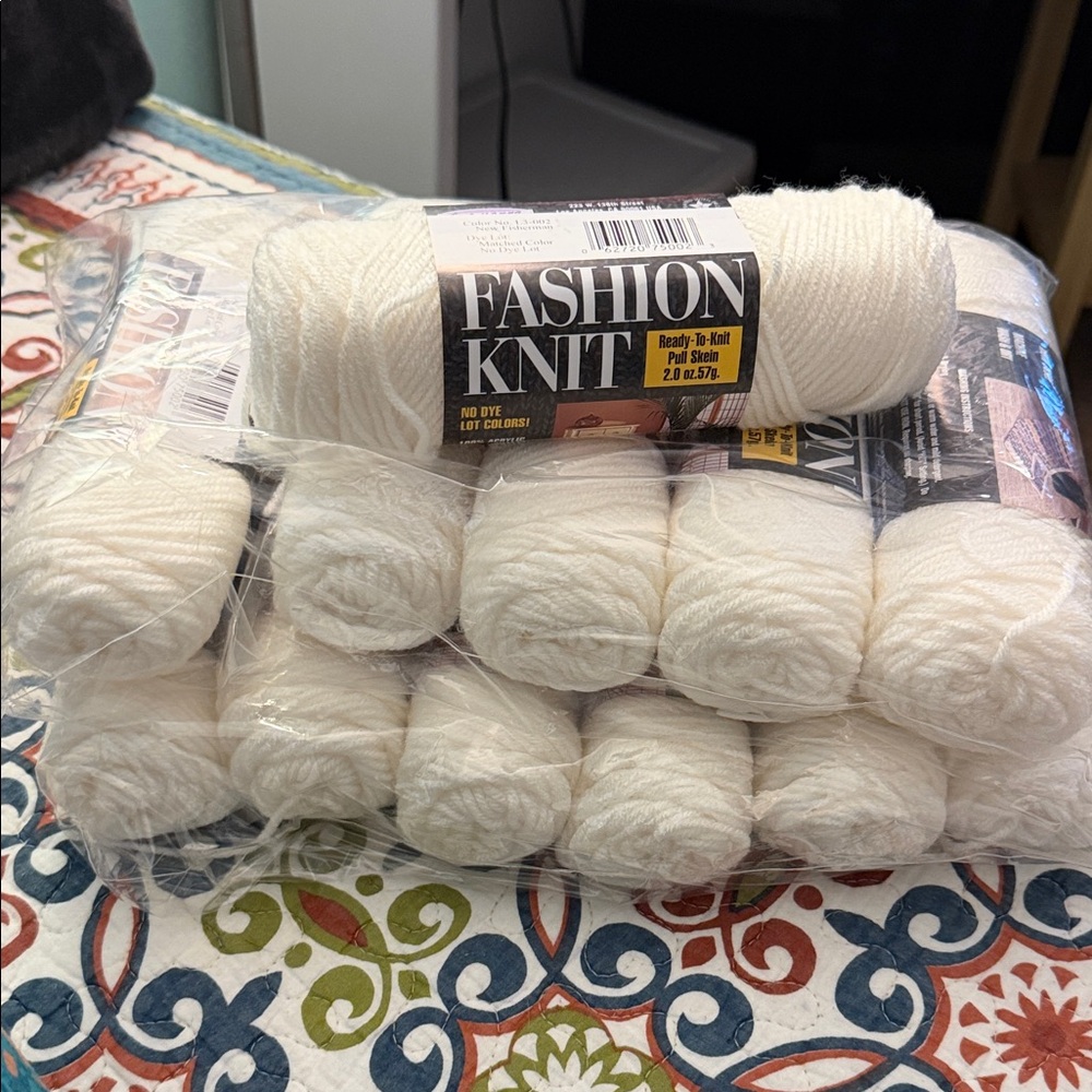 Fashion Knit White Yarn Bundle New Fisherman